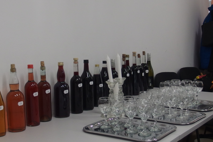 Mosonmagyaróvári Kertbarátok Legjobb Éves Bora verseny