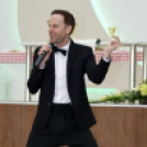 Jótékonysági süteménysütő verseny