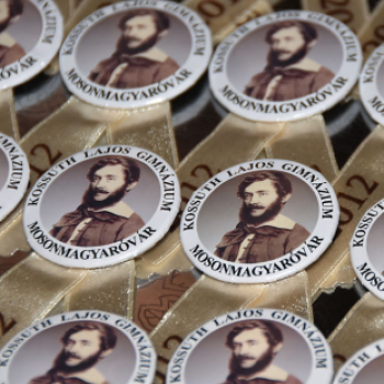 Kossuth Lajos Gimnázium szalagtűző - Ünnepség