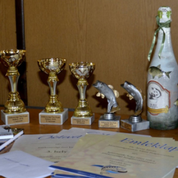 Jótékonysági horgászverseny daganatos betegek javára