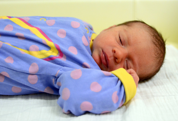 Vass Anna, Hédervár