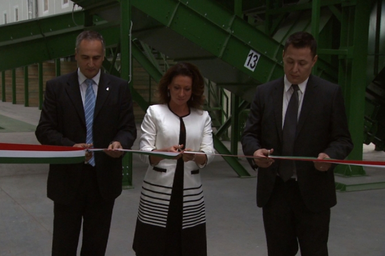 Átadták a központot