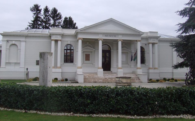 Változás a múzeumok nyitva tartásában