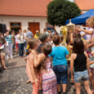 Apró Kezek, Csodakertek