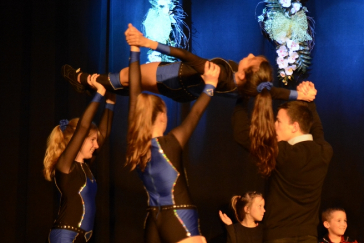 Ünnepi gálaműsor a tánc világnapja tiszteletére - Szigeti Gábor táncpedagógus emlékére