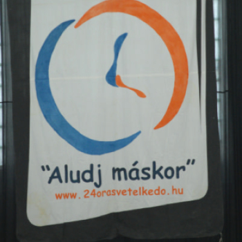 Aludj Máskor