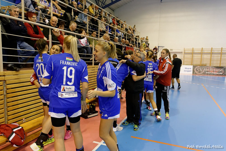 Női kézilabda NBI, Alapszakasz: 20. forduló MKC SE – Békéscsabai Előre NKSE (35-25) (Fotó: Horváth Attila)