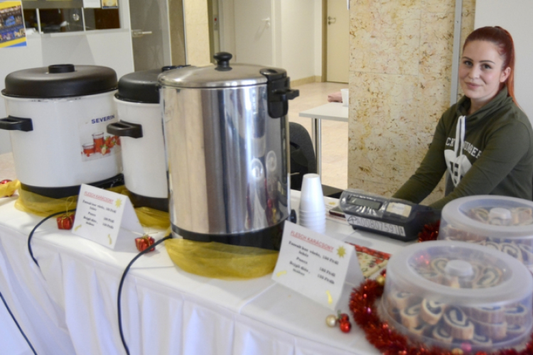 VÁROSI MIKULÁS NAP