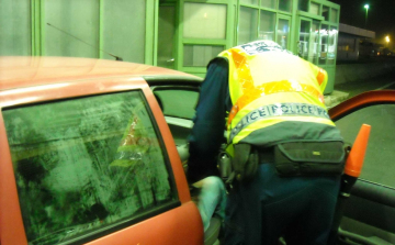 Éber rendőrök a határ mentén