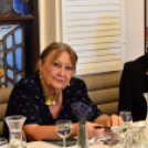 Kávéházi beszélgetések - Borclub Étterem