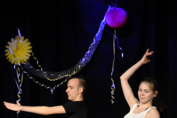 Farsangi vigasságok a Fehérló Közösségi házban