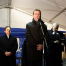 Szent György Lovagrend - száz méteres szentkalács osztása, adventi gyertya gyújtás (Fotó: Horváth Attila)