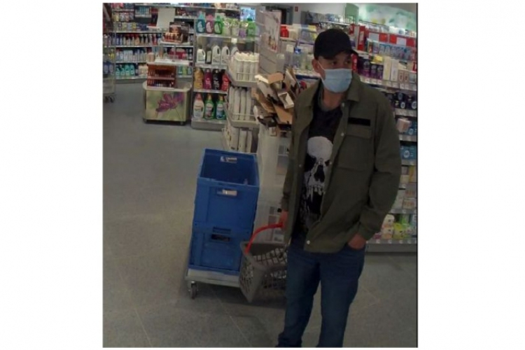 Drogériából lopott, keresi a rendőrség