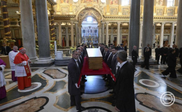 Ferenc pápa búcsúztatása - Végső nyughelyére helyezték a katolikus egyházfőt