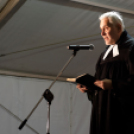 Szent György Lovagrend - száz méteres szentkalács osztása, adventi gyertya gyújtás (Fotó: Horváth Attila)