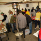 Kolbásztöltő verseny (Fotó: Nagy Mária)