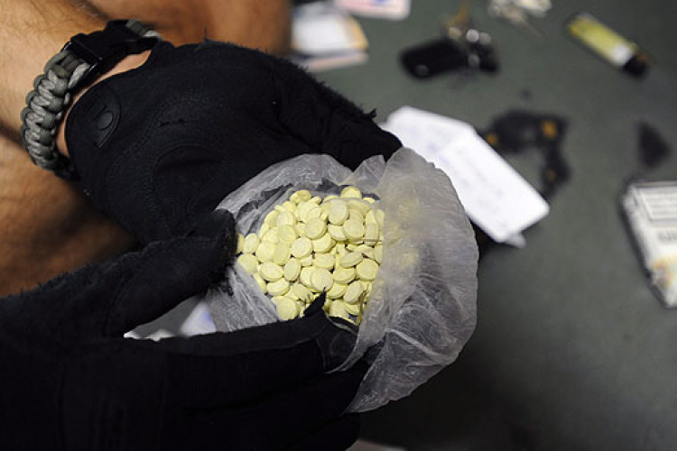 Kábítószergyanús anyagot találtak a fiatal férfinál