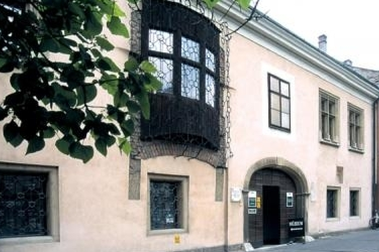 A Kegyes Korán és a magyar iszlám története