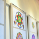 Mandala kiállítás a Huszár Gál Városi Könyvtárban ( Fotó: Patács Judit )