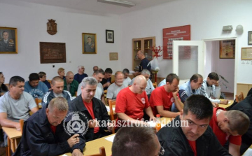 Sikeresen levizsgáztak a létesítményi tűzoltók 