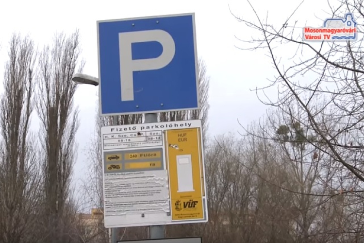 Változik a parkolás