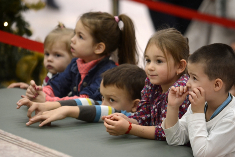 VÁROSI MIKULÁS NAP