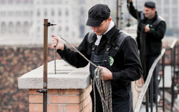 Itt van a kémények karbantartásának ideje – Tanácsok, kinek mi a teendője 