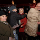 Kérsz egy ölelést? Jobb veled a világ! (fotó: Horváth Attila)