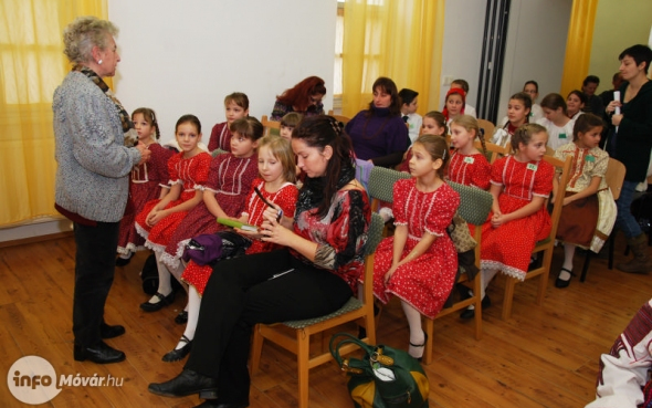 Népdaléneklési verseny eredményei