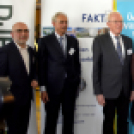 Óriásberuházás az agráriumban - Agrárminisztérium és a FAKT AG közös sajtótájékoztatója