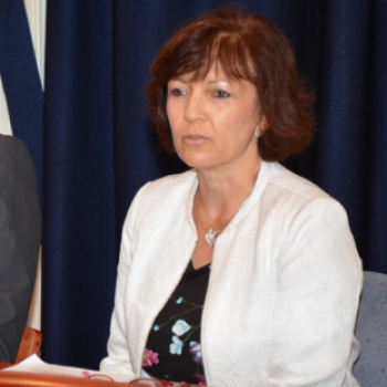 Kávéházi beszélgetések (Fotó: Nagy Mária)