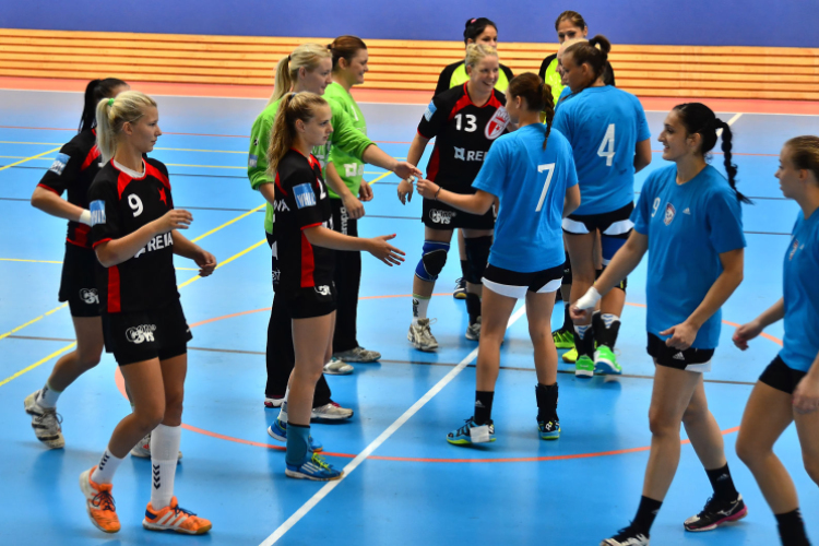 UFM Nemzetközi Női Kézilabda Kupa: MKC SE (HUN) – Slavia Praha (CZE) (29-28)