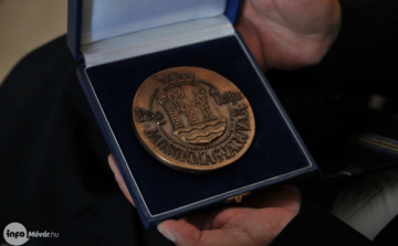 Pro Urbe Díj átadása