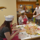 Sütemény díszítés a Pillangó Óvoda és Mini Bölcsődében 