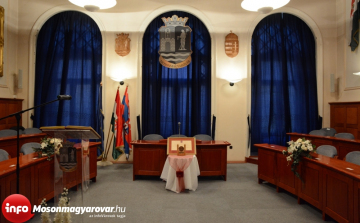 Javaslattételi felhívás a 2017. évi Pro Urbe Mosonmagyaróvár kitüntető érem és díj adományozására