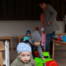 A Pillangó Óvoda és Mini Bölcsöde közös húsvétolása a Mosonmagyaróvári Mentőszolgálat gyermekeivel