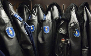 Rendőrök segítettek Kapuváron és Mosonmagyaróváron