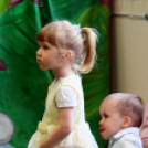 Mesekocsi Színház Micimackó előadása a Pillangó Óvodában (Fotó Stipkovits Veronika)