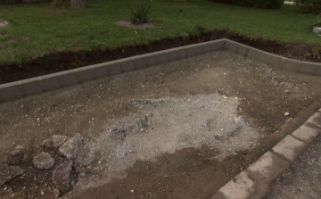 Épül a kerékpárút