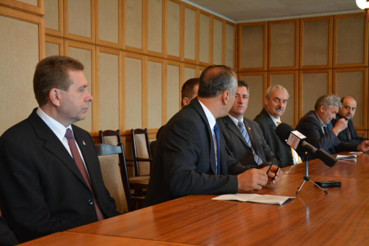 Bemutatkoztak a polgári szövetség polgármester- és képviselőjelöltjei