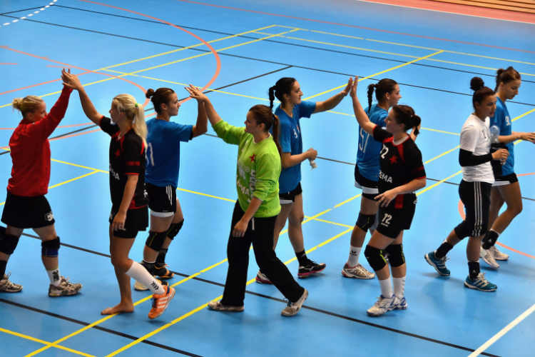 UFM Nemzetközi Női Kézilabda Kupa: MKC SE (HUN) – Slavia Praha (CZE) (29-28)