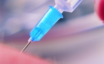 Hétfőig lehet leadni a szülői nyilatkozatokat a HPV elleni oltásról