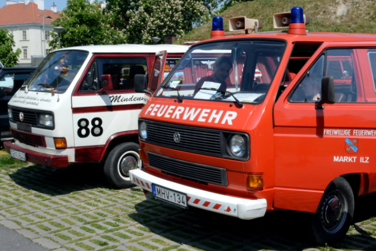 V. Mosonmagyaróvári Veteránjármű Találkozó és Alkatrészbörze (Fotó: Bánhegyi István)