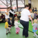 Pillangó óvoda és családi napközi szokásos őszi koncertjének vendége idén, az APNOÉ Zenekar