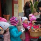 Karácsonyfát díszítettek az óvodások (Fotó: Nagy Mária)