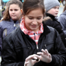 Kőrisfacsemetéket ültettek a diákok a Nolato Magyarország Kft telephelyén