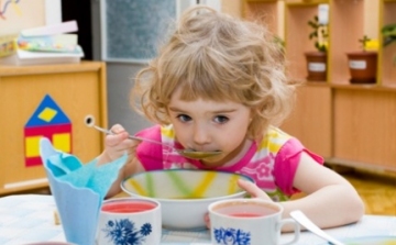 Diétás étkezést igénybevevő gyermekek szüleinek figyelmébe