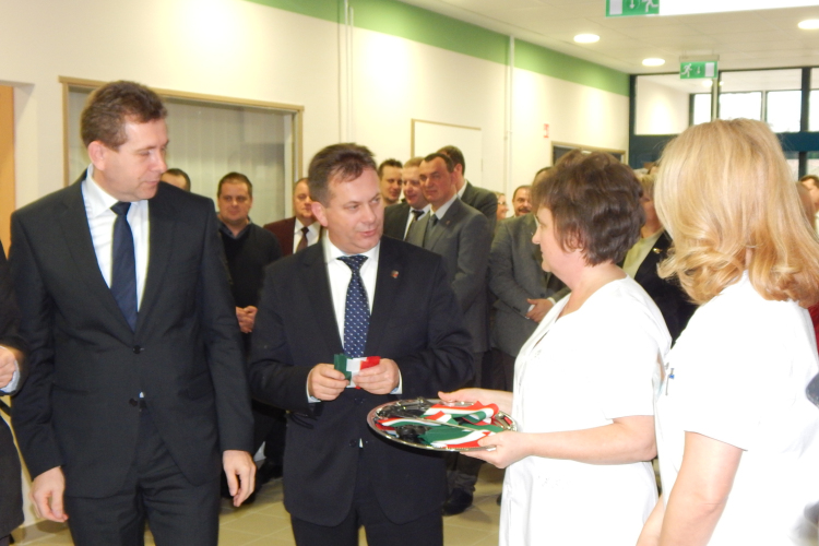 Sürgősségi osztály és CT berendezés, valamint a Rehabilitáció II. felújított Osztályának ünnepélyes átadása