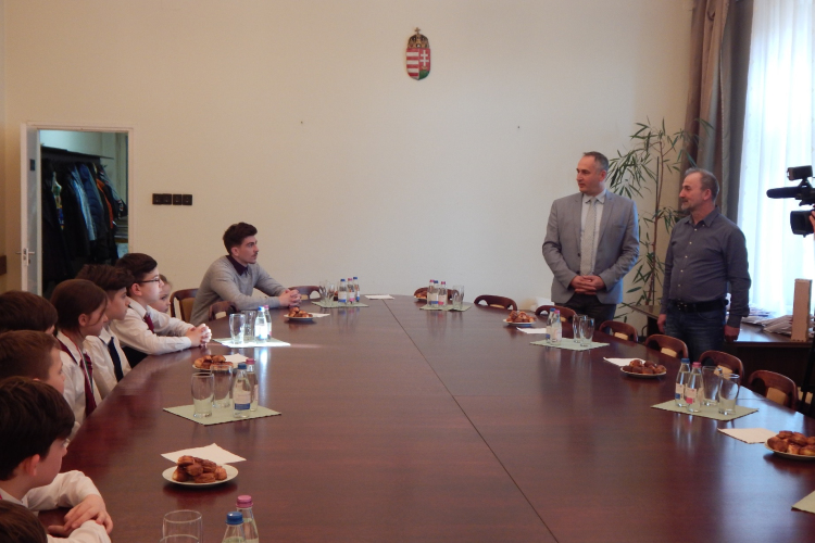 Sakktehetségek üdvözlése