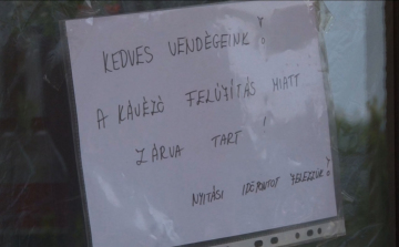 Tört-zúzott a kávézóban